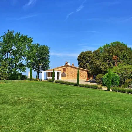 Sleeps 4 T242207