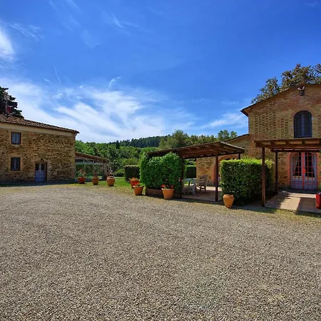 Sleeps 4 T242207 *